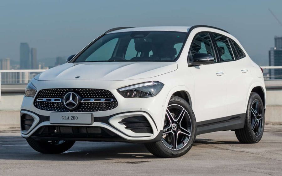 Mercedes-Benz GLA200 Nightfall Edition