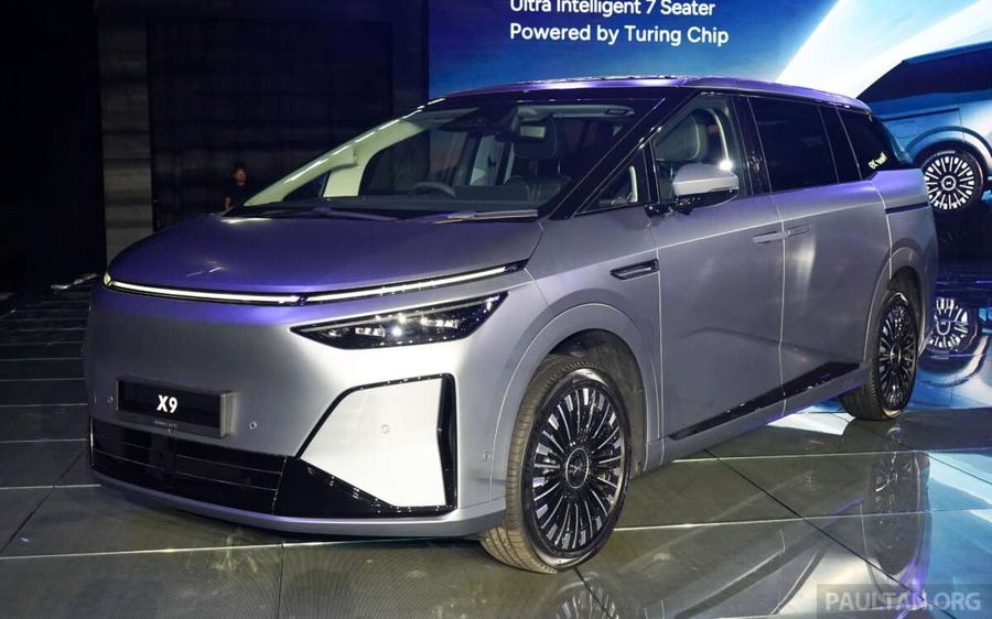 Xpeng X9 facelift